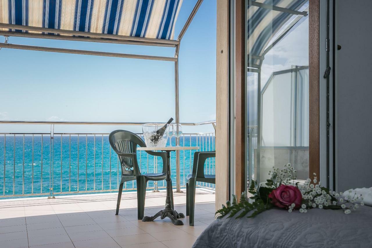 Hotel La Perla Villammare Dış mekan fotoğraf